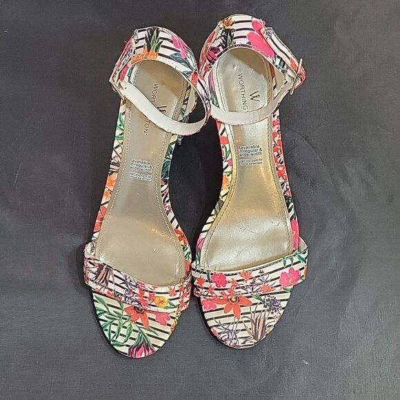 WORTHINGTON MULTI-COLOR BECKWITH FLORAL  ADJUSTABLE BUCKLE ANKLE STRAP SANDAL - Picture 3 of 14